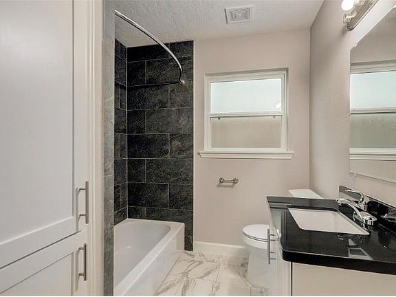 4th image of 4627 Maple St
