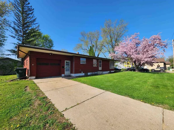 273 West 8th Street, Richland Center, WI 53581