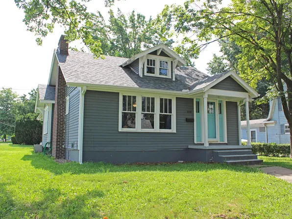 882 S Redman Ave, Marshall, MO 65340