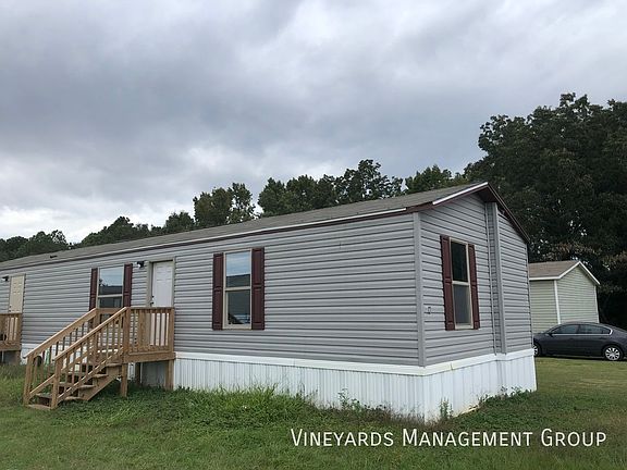 3rd image of 15821 Clarke Springs Dr