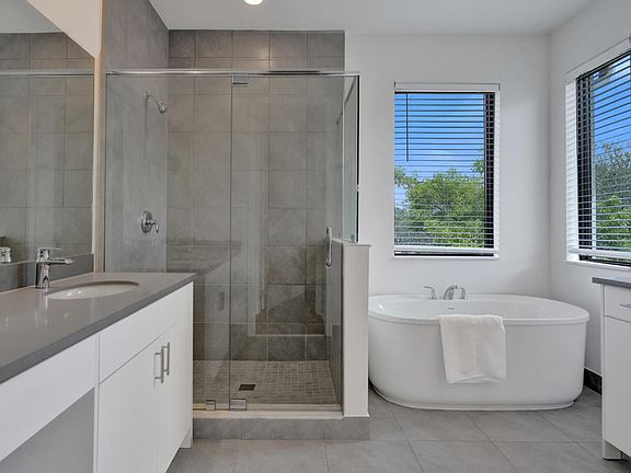 5th image of 13145 Addilyn Ct