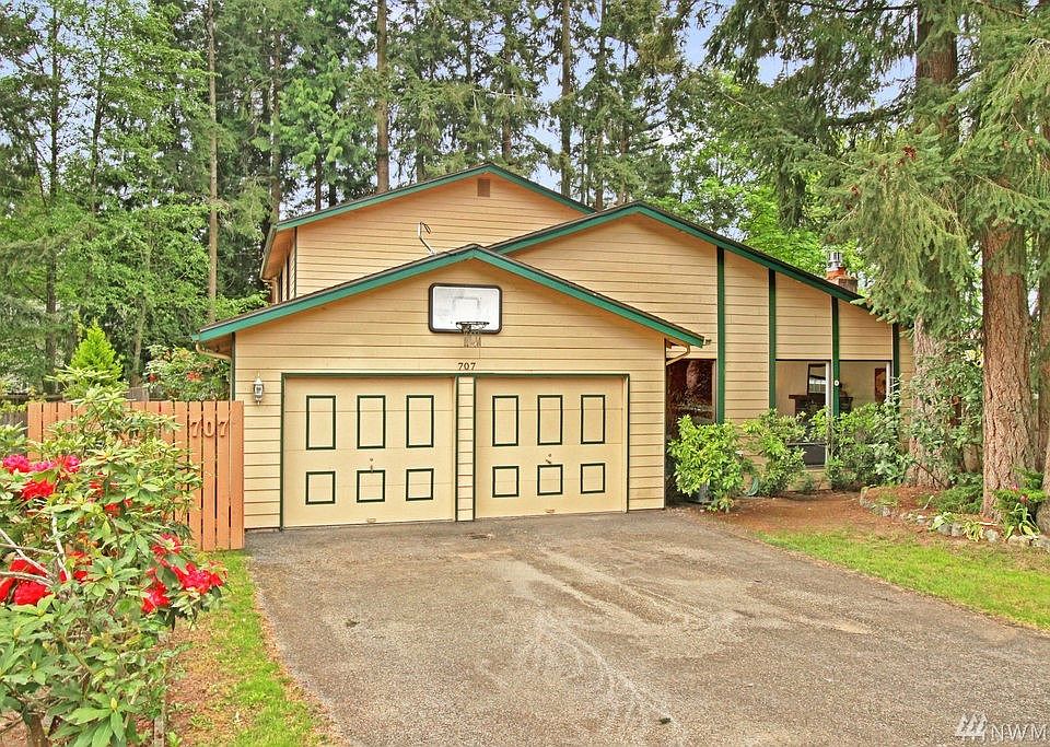 1st image of 707 NE Pinecrest Dr