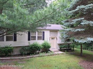 56 Holly Forest Rd, Mount Pocono, PA 18344