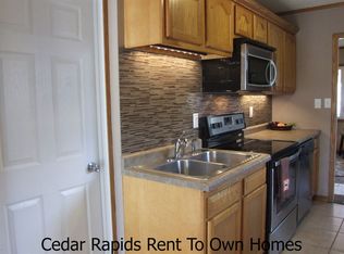 1291 Staub Ct NE, Cedar Rapids, IA 52402