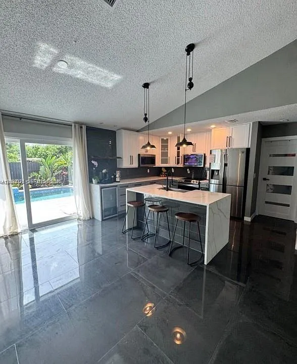 3415 55th Dr E