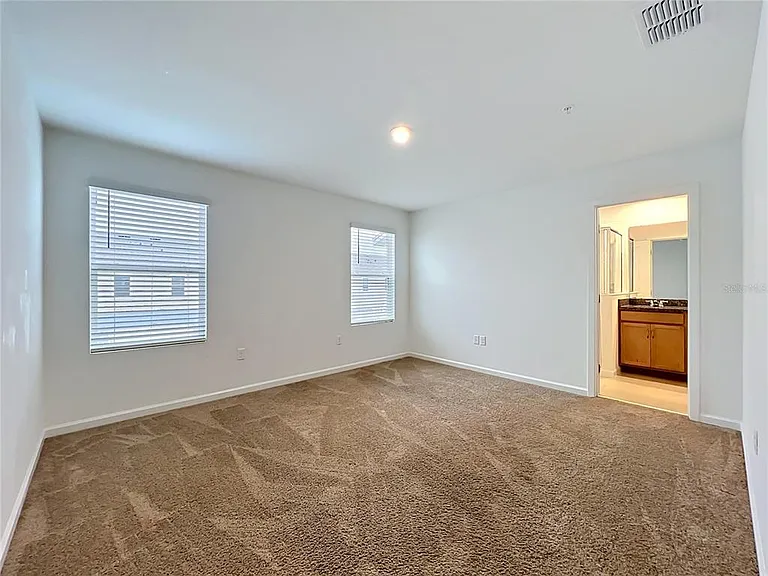 9848 Walkway Dr — Photo 22