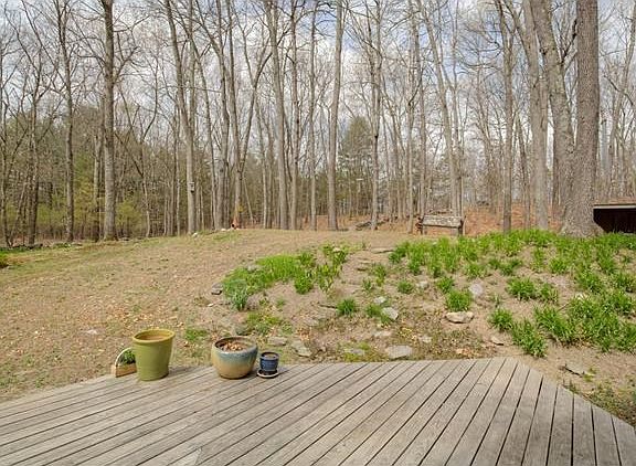 5th image of 108 Hibernia Heights Dr