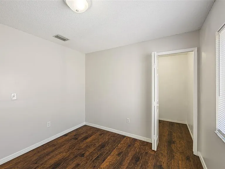 1305 Flexford St — Photo 14