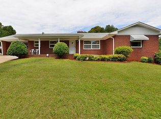 708 Hudson Rd, Winston Salem, NC 27105