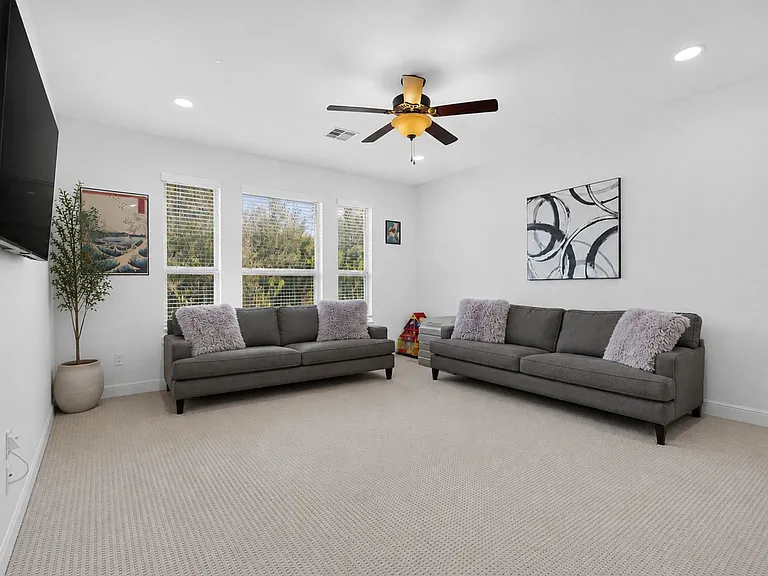 3904 Piana Pl — Photo 26