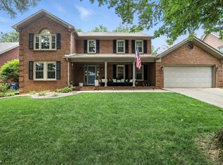2417 Woodfield Cir, Lexington, KY 40515