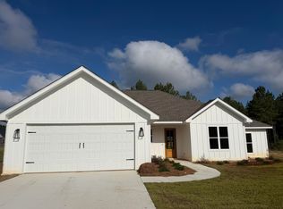 17 Redmont Dr, Sumrall, MS 39482