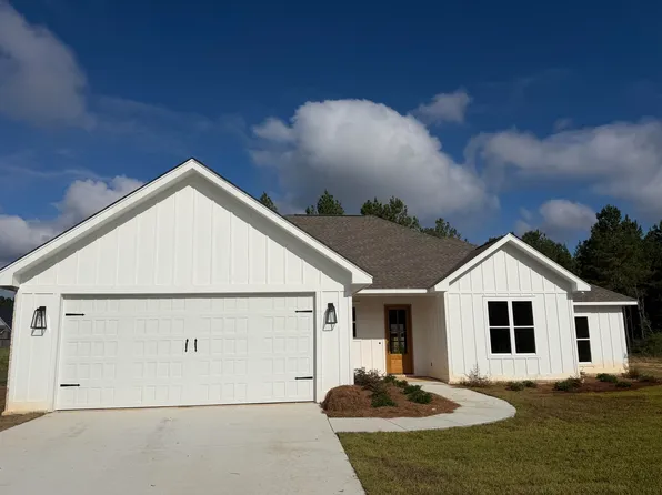 17 Redmont Dr, Sumrall, MS 39482