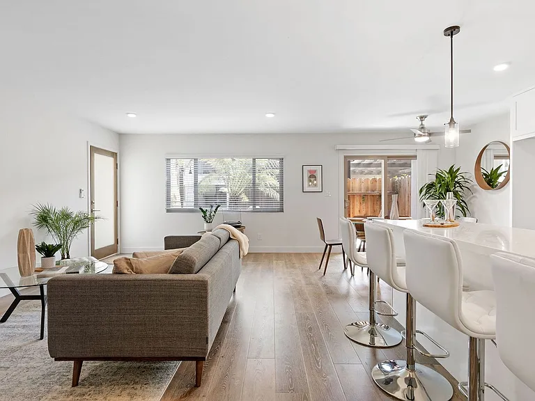 3450 Emerald (312 Calle Miramar LLC) — Photo 11