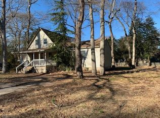 515 Laurel St, Bayville, NJ 08721