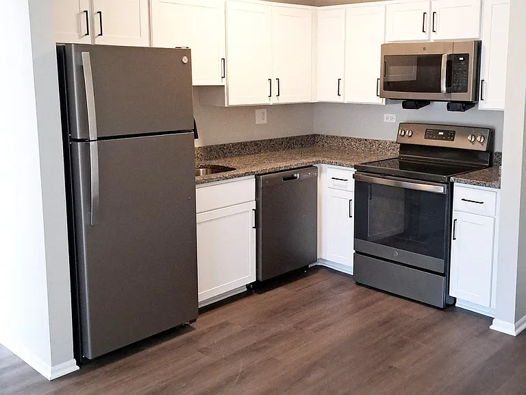 Green Trails Apartments — Photo 51