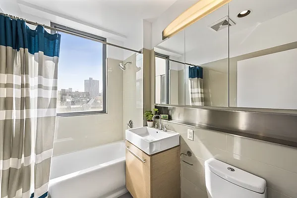 Sold by Nest Seekers International | media 14