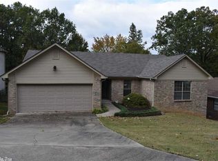 514 Parkway Place Dr, Little Rock, AR 72211