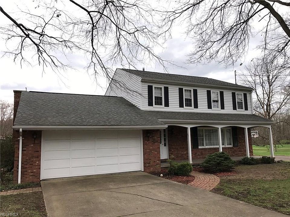1st image of 3426 Golf Dr