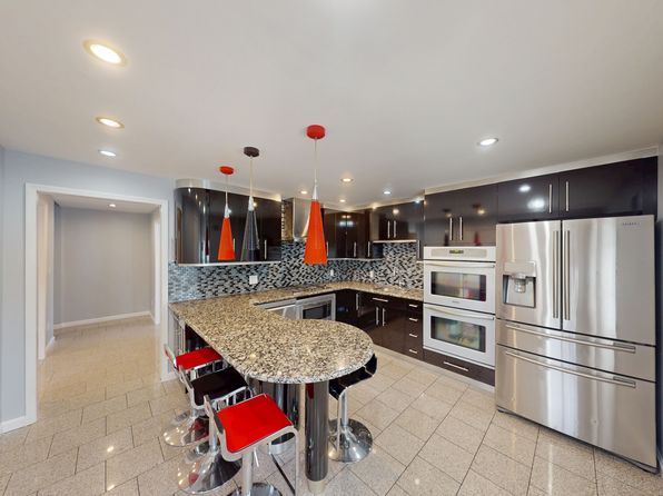 13 Idlewild Ave