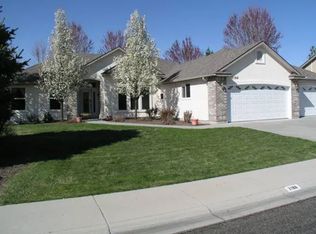 2188 E Skokie Dr, Eagle, ID 83616