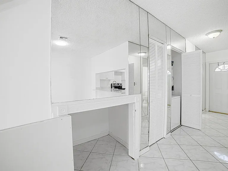 8207 Fairway Rd — Photo 12