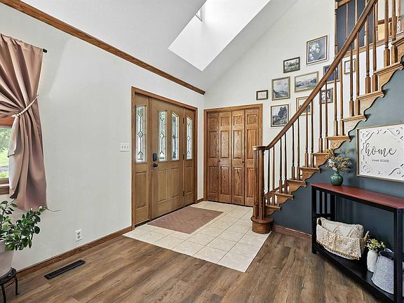 5th image of 5935 Dodds Dr