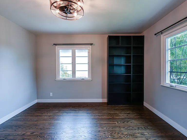 1215 Meadowbrook Rd — Photo 33