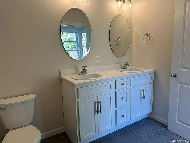 125 W Main St — Photo 11