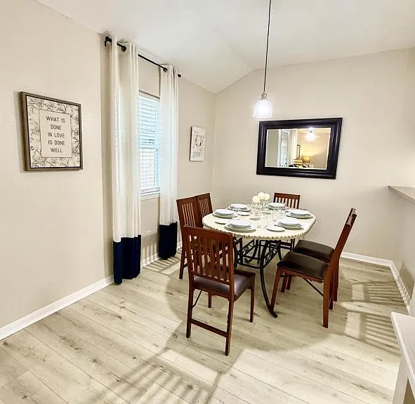 1606 Bagby Ave #A — Photo 3