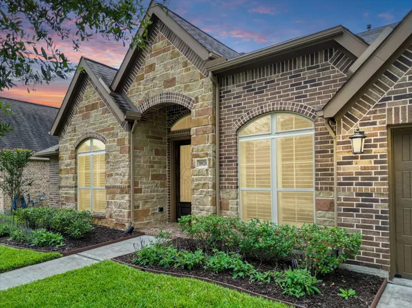 18828 Collins View Dr, New Caney, TX 77357