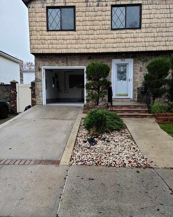 1st image of 362 Lamoka Ave