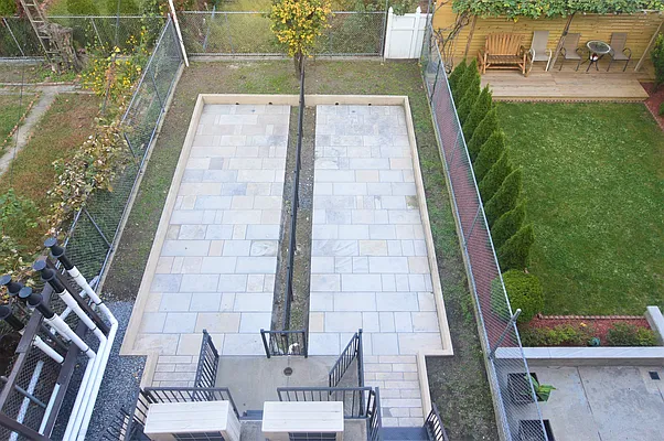 Rented by Delta Commercial Real Estate | media 4