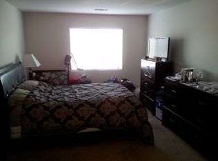 10526 W Cortez Cir APT 31, Franklin, WI 53132
