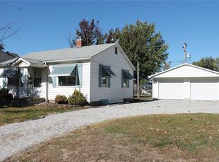 1117 Madison Ave, Wood River, IL 62095