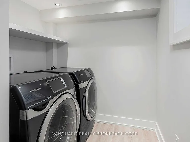 187 Brooke Ave #BASEMENT — Photo 9