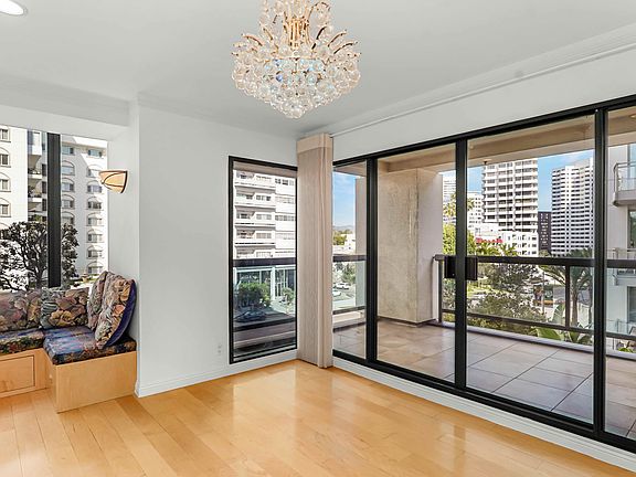 5th image of 10724 Wilshire Blvd APT 305