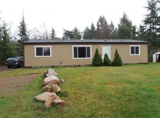 320 E Fox Run Ln, Grapeview, WA 98546