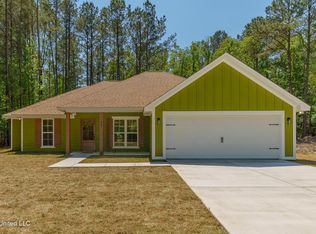 25 Maple Rd, Petal, MS 39465