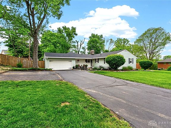 2nd image of 3194 Birchall Dr