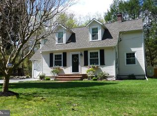 654 Sugars Bridge Rd, West Chester, PA 19380