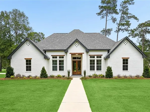 7220 The Woods Ave, Abita Springs, LA 70420