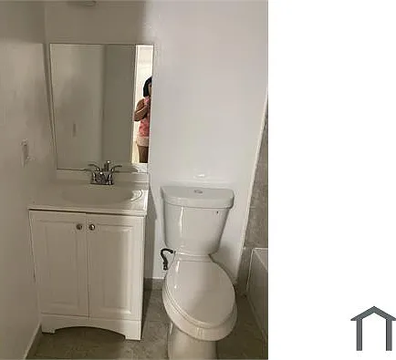 2735 NW 6th Ct — Photo 11