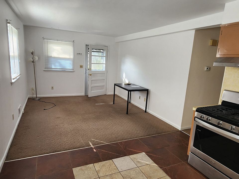 Living room /kitchen