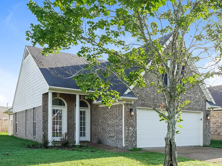 10218 Cottage Oaks Cv — Photo 4
