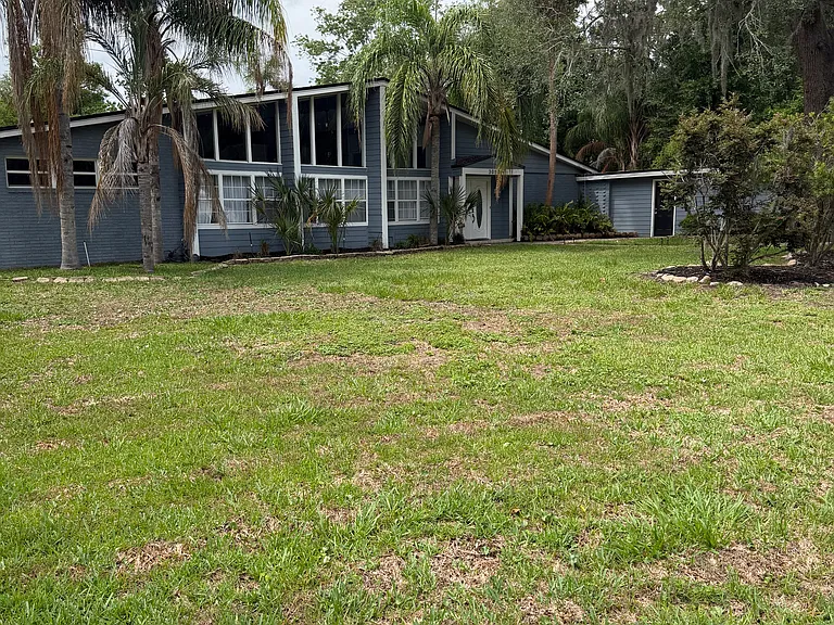 3057 Bridlewood Ln — Photo 2