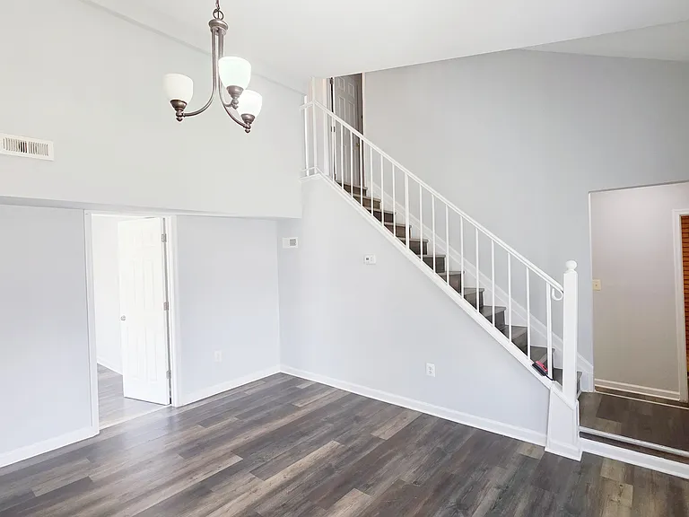 4 Aldeburgh Ct — Photo 6