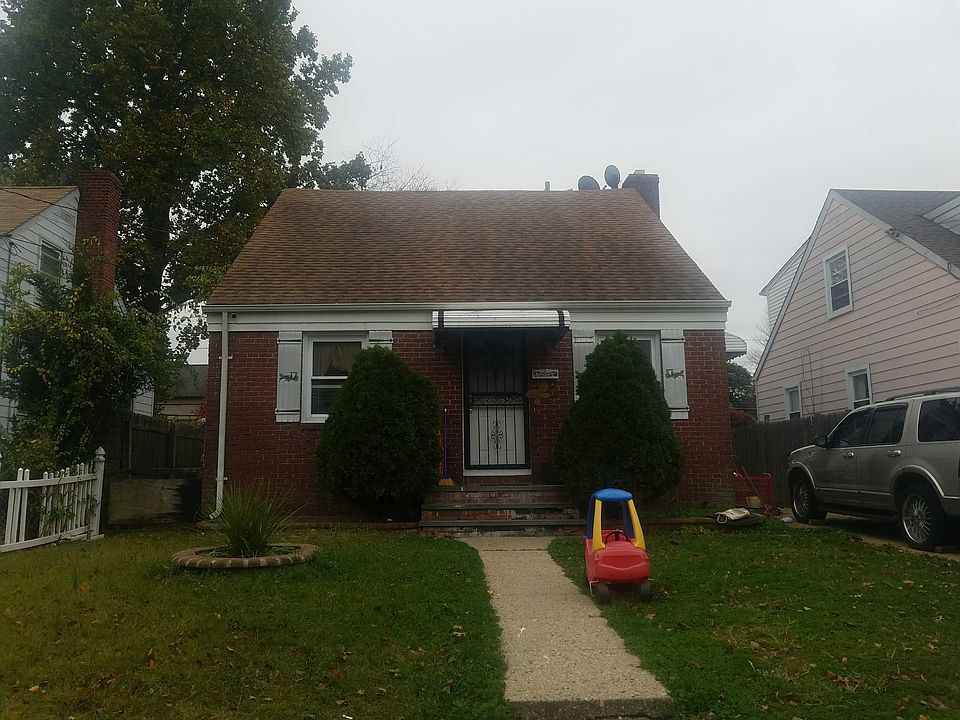 1st image of 358 Locust Ave