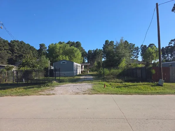 446 County Road 3546, Cleveland, TX 77327