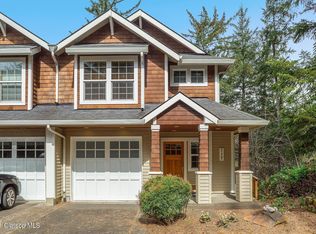 117 College Ave, Manzanita, OR 97130